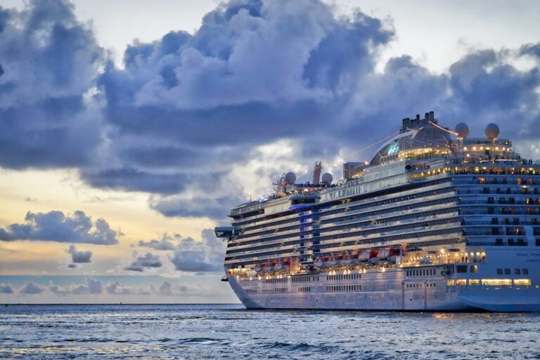 Cruise ship in Cabo San Lucas