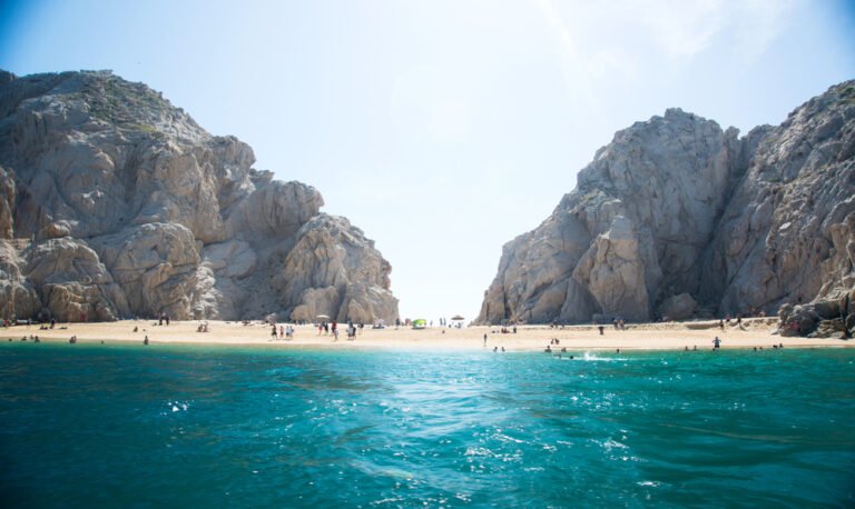 20 Amazing Things To Do in Cabo San Lucas Mexico: Lover's Beach Cabo San Lucas