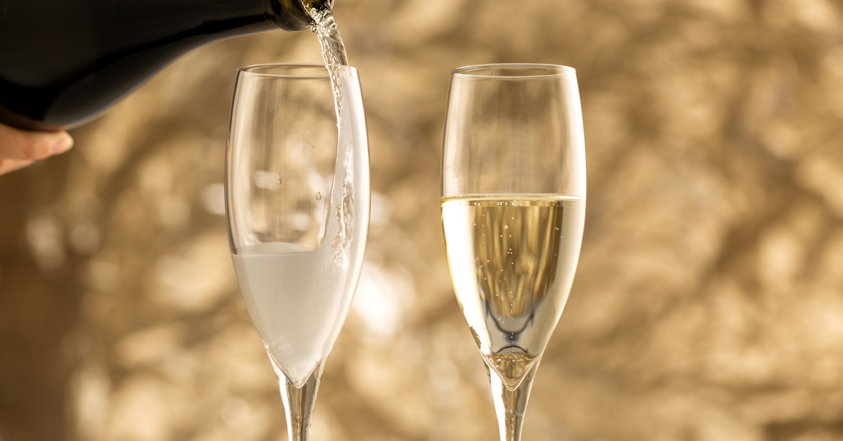 Cheers to Bubbles: Best Sparkling Wines in Napa Valley - sparkling wine being poured into two glasses
