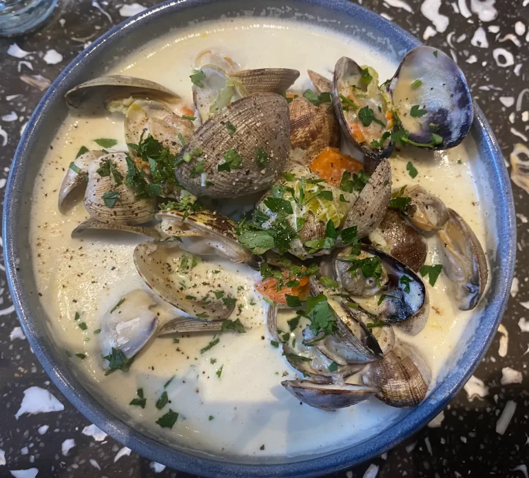 Discover the best of Napa gluten-free: Hog and Co. clam chowder